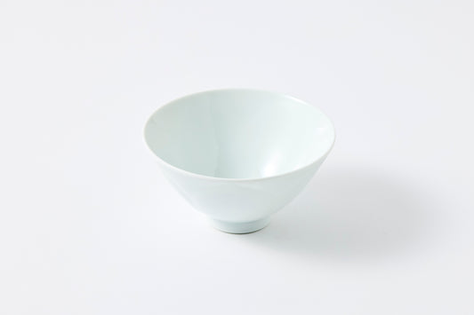 WANOKA Flower-Shaped Rice Bowl WH Arita Porcelain