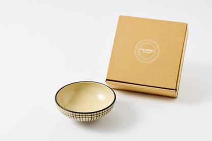 FD Lattice Round Flat Bowl Hasami Porcelain