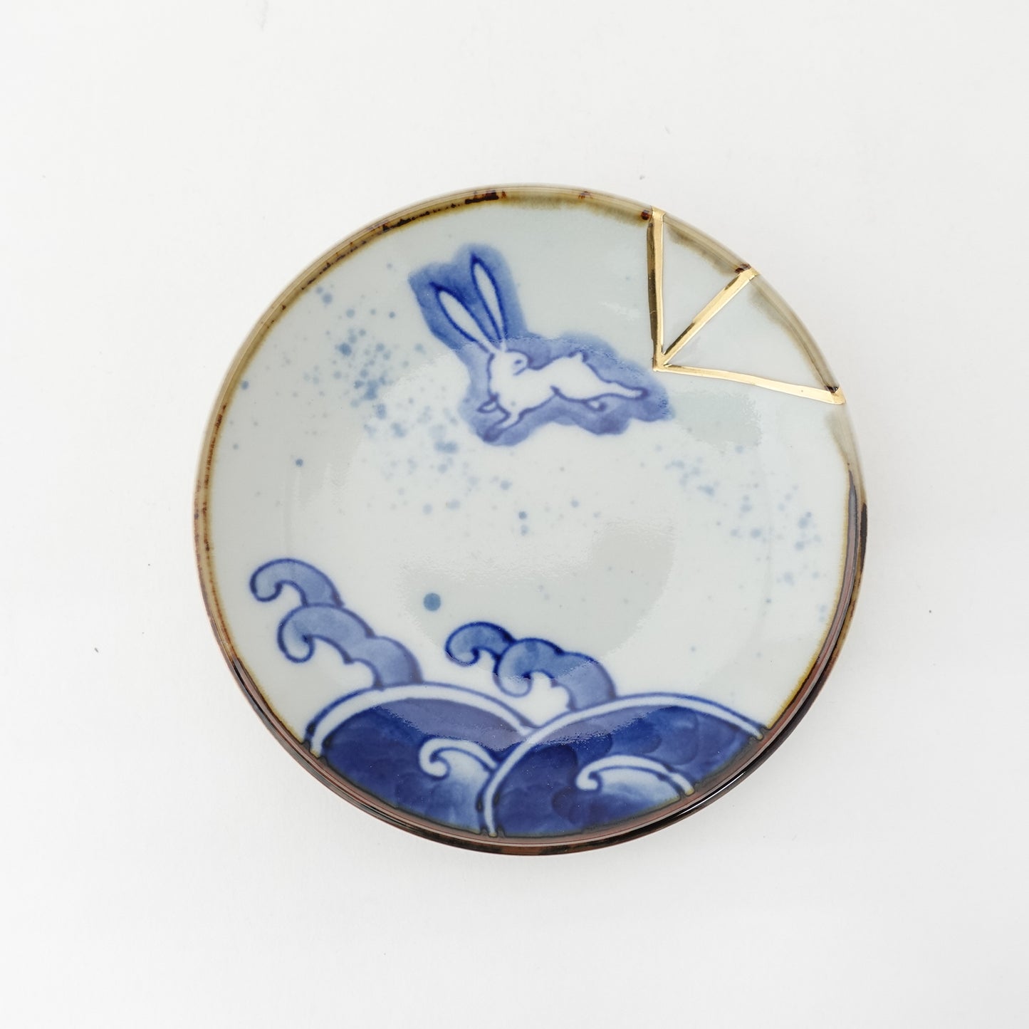 Gold Line Kosome Rabbit Small Plate Imari Porcelain