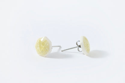 Honey-colored Heptagon Earrings