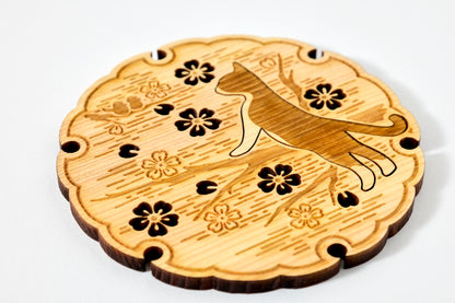 Tomogu –  Bird and Bicolor Cat