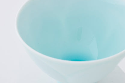 WANOKA Flower-Shaped Teacup Celadon Arita Porcelain