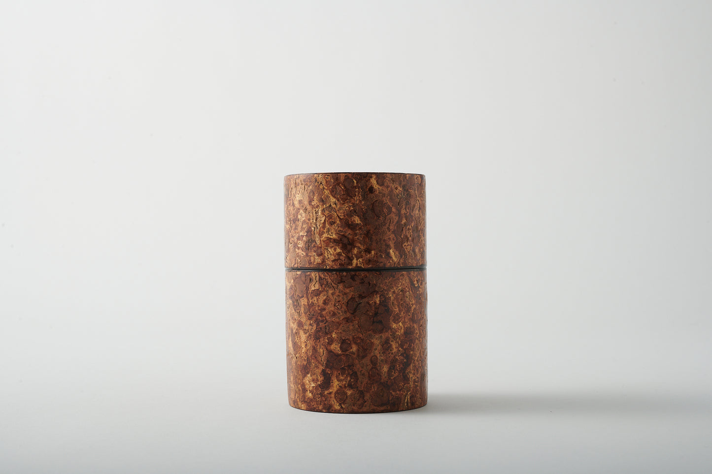 Tea Canister Continuous Bark by Keitaro Arakawa