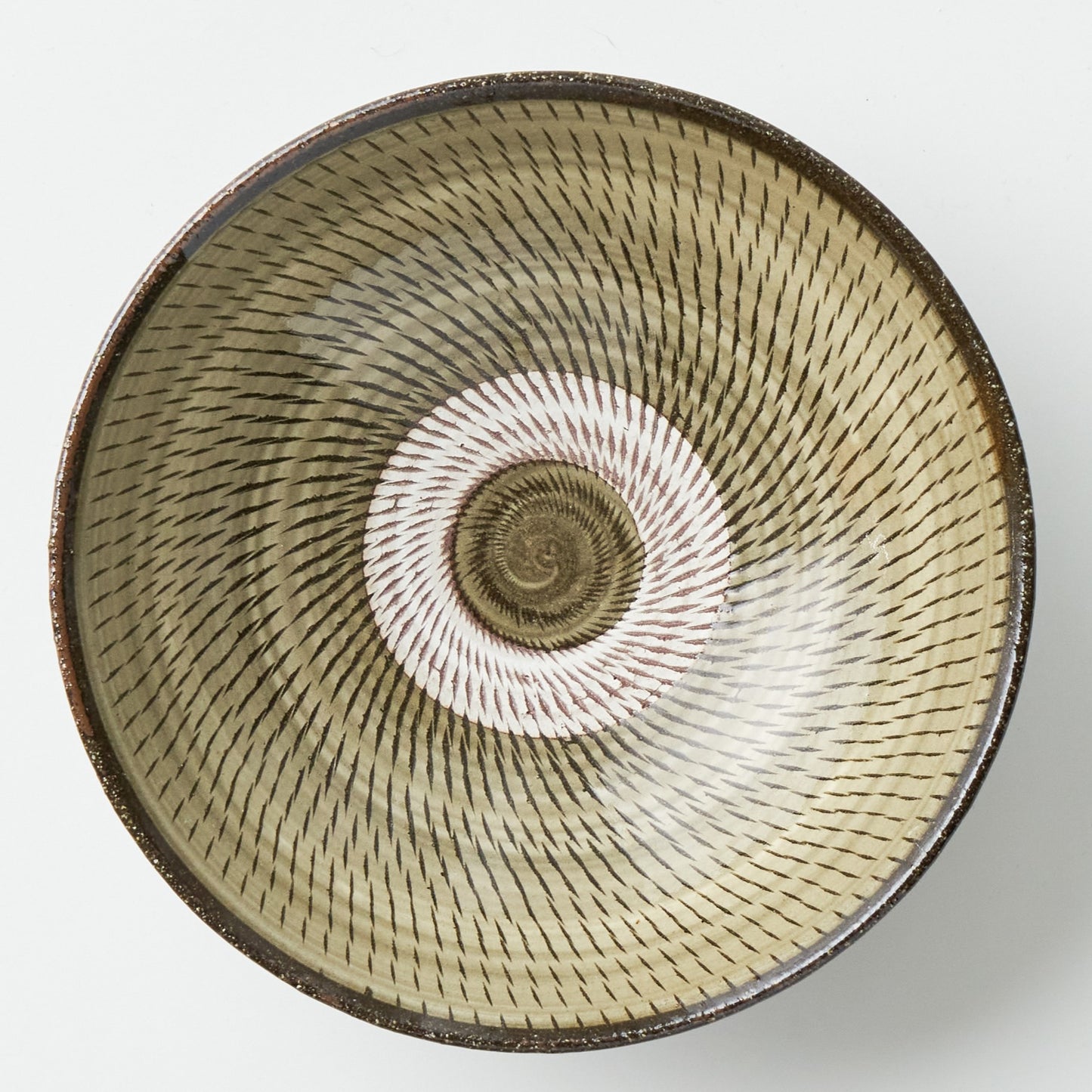 FD Yellow Glaze Tobikanna Mehagi 5.5-inch Flat Bowl Hasami Porcelain