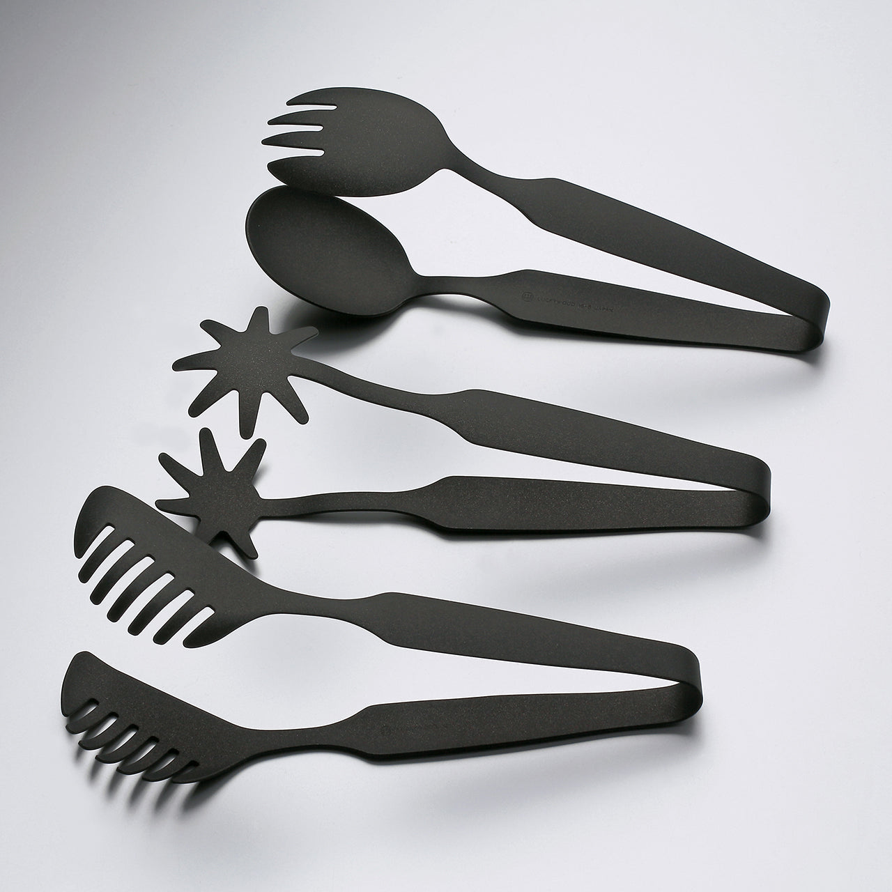 Serve Tong Star Black Finish