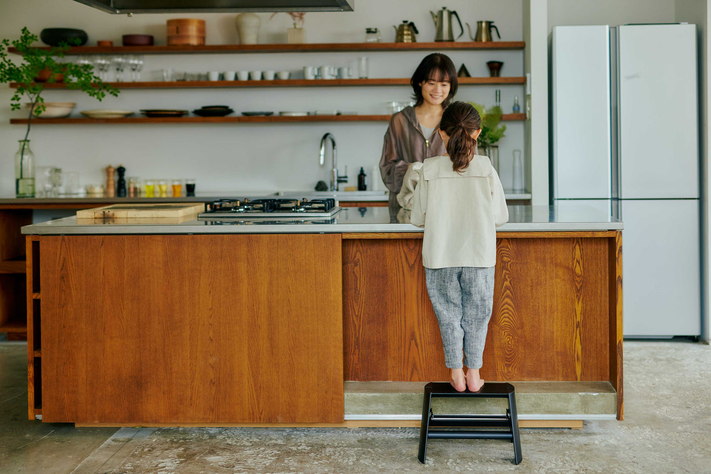 lucano Step Stool/1-Step