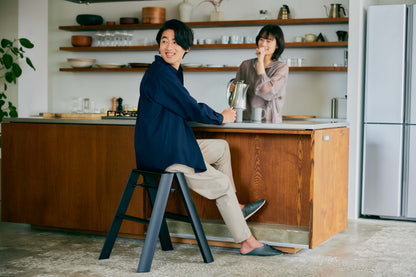 lucano Step Stool